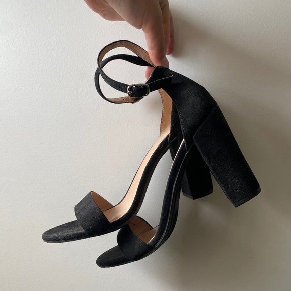 Never Worn Ema High Block Heel Pumps 